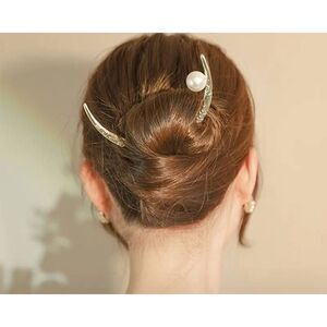 Crescent Silver Moon Faux Pearl Hairpin Hair Pin Elegant Vintage Bridal Piece